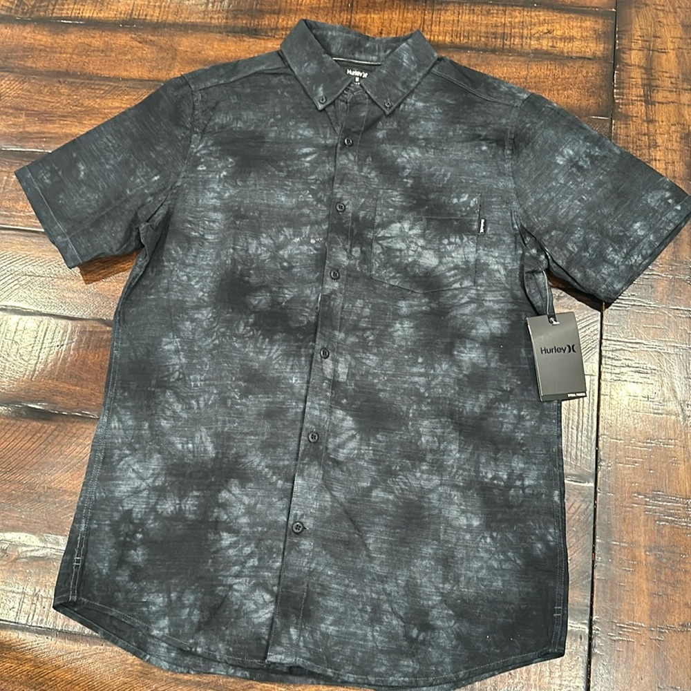 Hurley classic fit button up